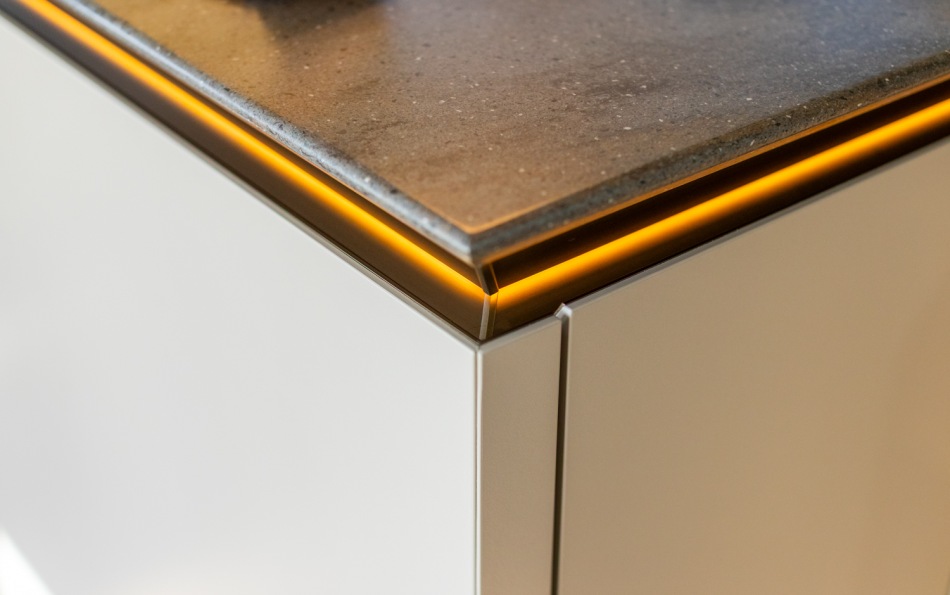 SLX lighting close up